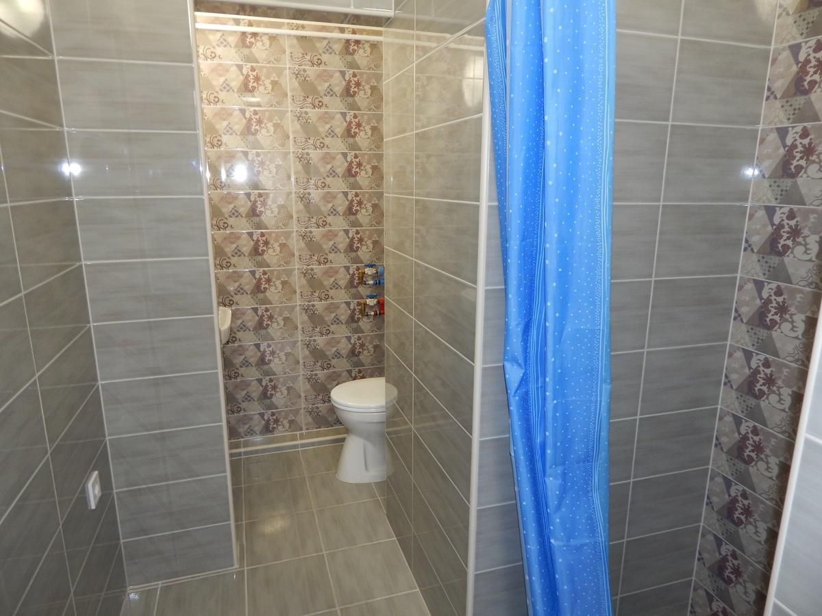 Kalvin Vendegszobak Debrecen Exteriör bild