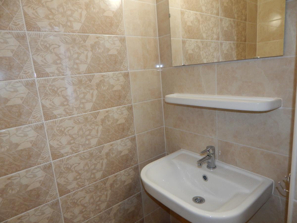 Kalvin Vendegszobak Debrecen Exteriör bild