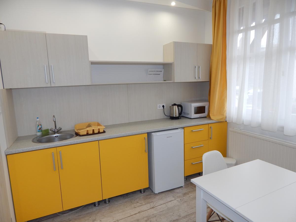 Kalvin Vendegszobak Debrecen Exteriör bild